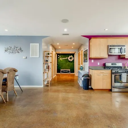 Walk Score 90!!-Historic Downtown District-2 Blocks To Famous Forsyth Park- Huge Private Patio-Private Parking Savannah Exterior foto