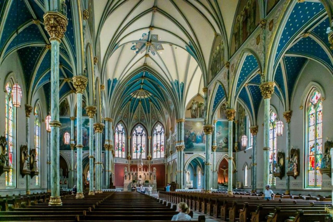 Сasa de vacaciones Walk Score 90!!-historic Downtown District-2 Blocks To Famous Forsyth Park- Huge Private Patio-private Parking *