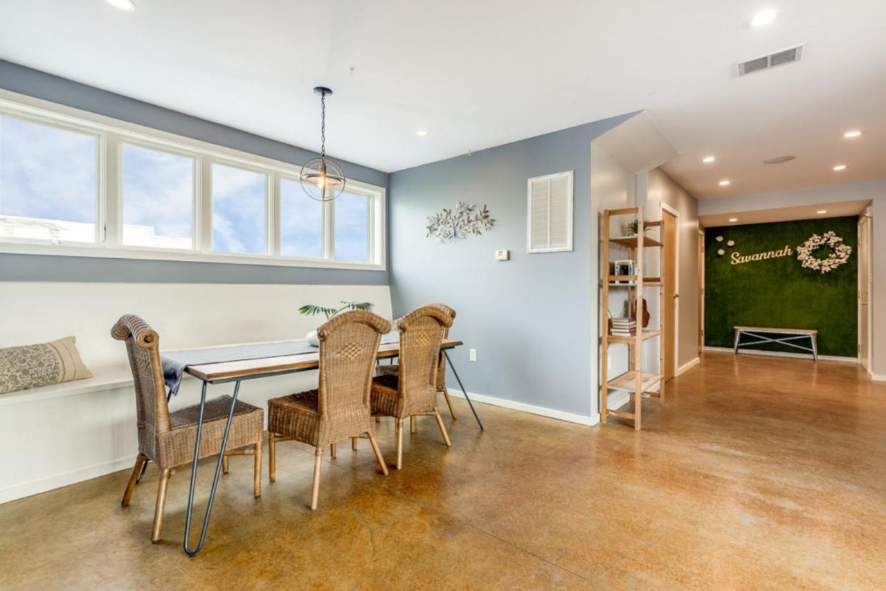 Сasa de vacaciones Walk Score 90!!-historic Downtown District-2 Blocks To Famous Forsyth Park- Huge Private Patio-private Parking *